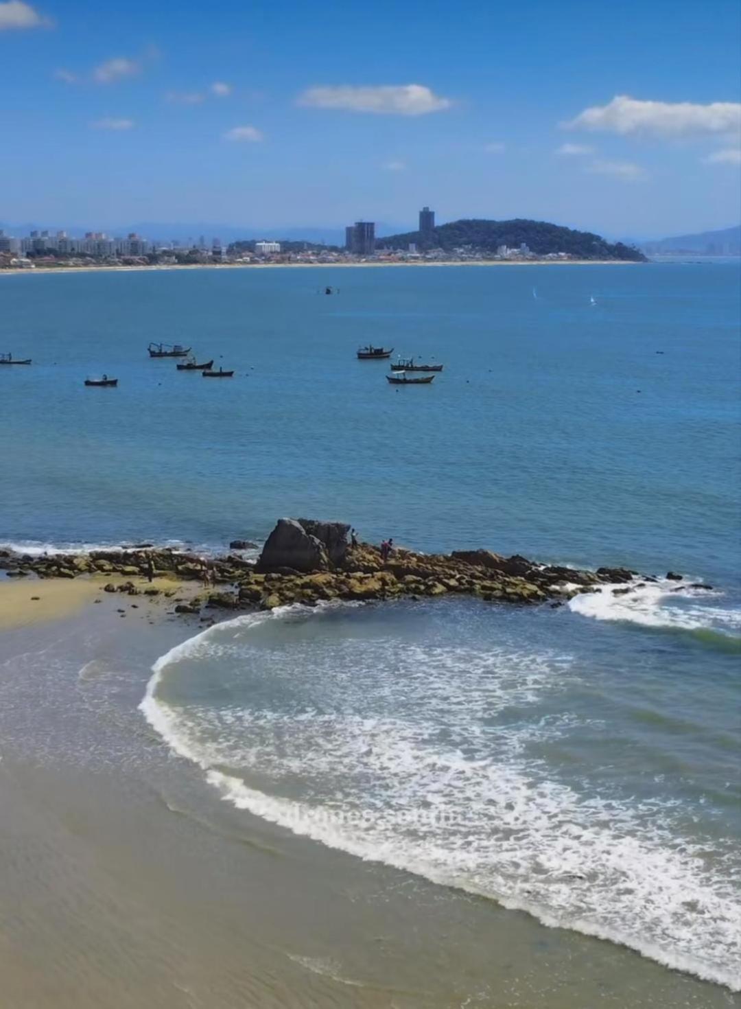 Suites A 100M Da Praia E 800M Do Beto Carrero เปงญา ภายนอก รูปภาพ